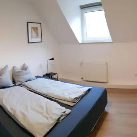 Feriehus Alte Schule Deifeld 10-12 Personen - Schieferhaus Medebach
