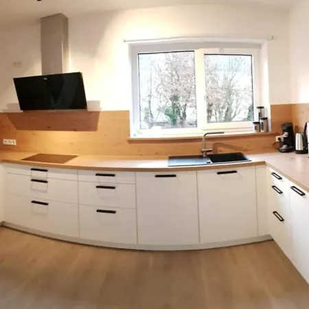 Alte Schule Deifeld 10-12 Personen - Schieferhaus Feriehus Medebach