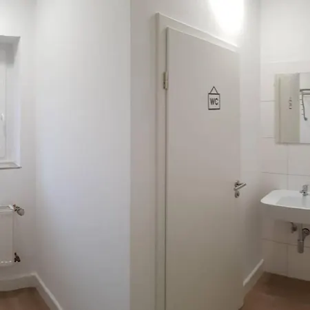 Alte Schule Deifeld 10-12 Personen - Schieferhaus Feriehus *